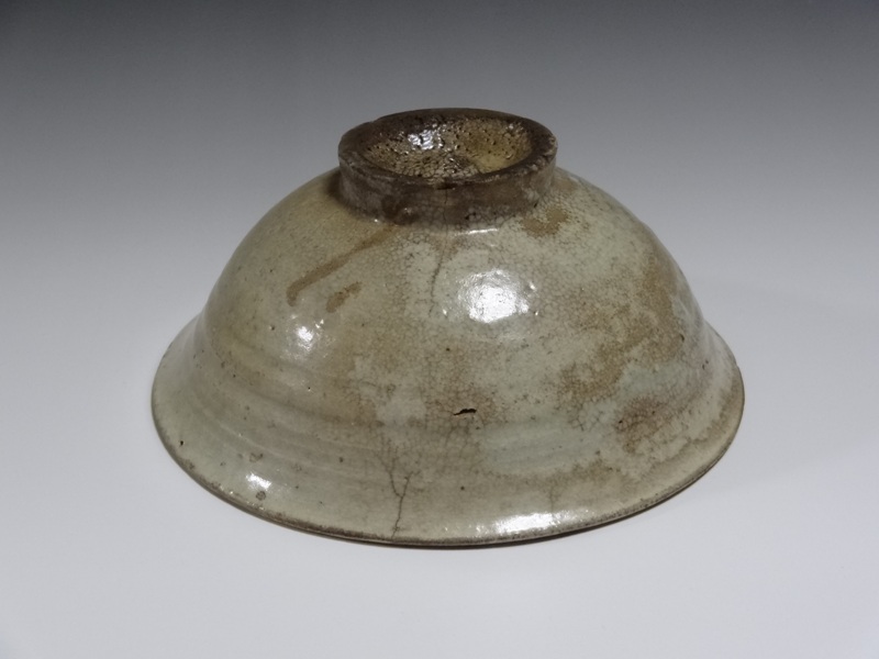 李朝 雨漏り堅手茶碗 仙遊洞