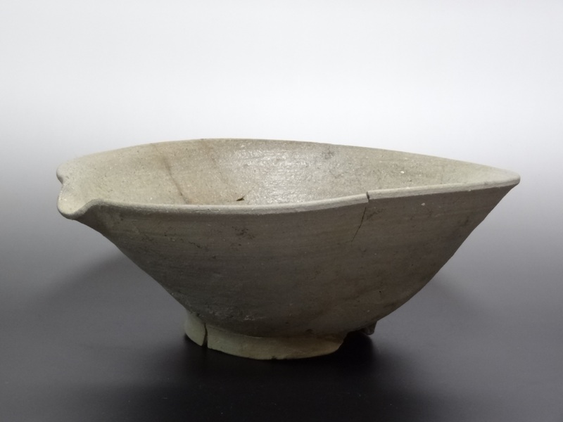 常滑焼　平安時代　片口すり鉢　U63M２５１１ 常滑焼 平安時代 片口すり鉢 U63M2511 常滑焼 平安時代 片口すり鉢